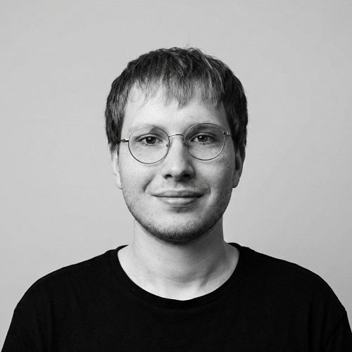 Максим